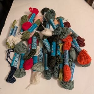 Tapestry wool embroidery lot